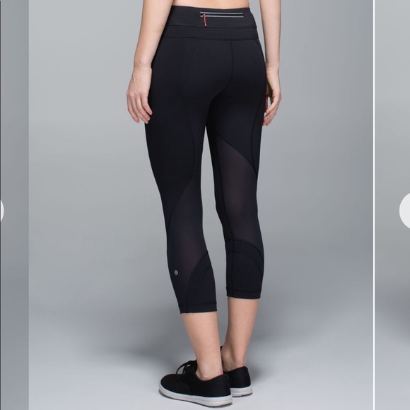 Lululemon inspire crop leggings black with zipper pocket - Picture 1 of 8
